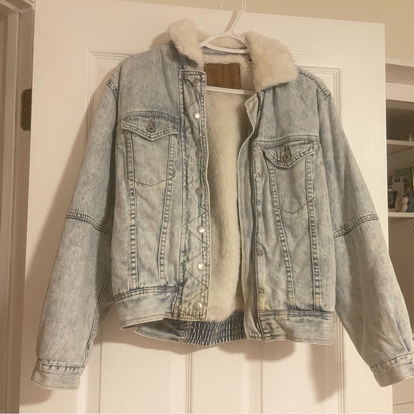 American Eagle Sherpa jacket womens size xxs - Picture 1 of 3
